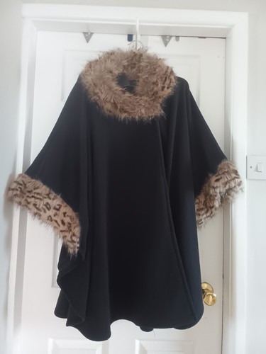 Marks spencer cape - &, style