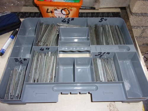 Meccano round metal axle - 4",