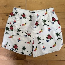 Hollister Mens Swim shorts Size Medium Guard Fit 5” White Tropical Holiday BNWT