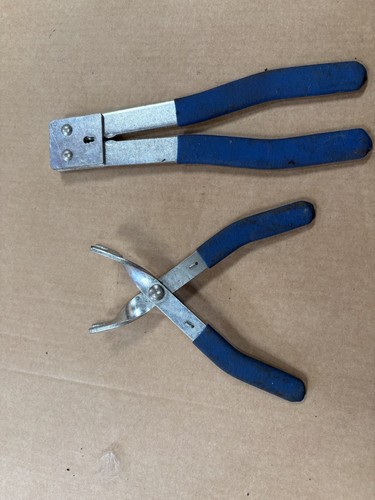 Crimping tool assembly - &,