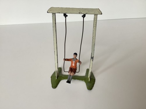 Britains lead garden - lead,