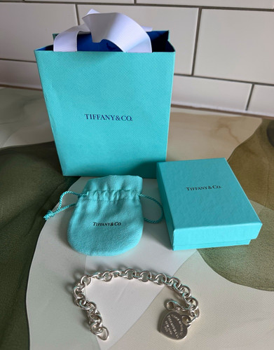 Tiffany return to - co.,