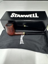 Stanwell De Luxe Straight