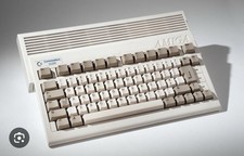Commodore Amiga A600 Computer Used With Power Supply - Tested