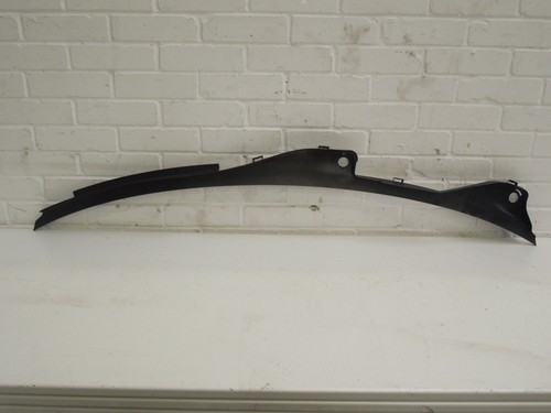 Audi lower windscreen - b8,
