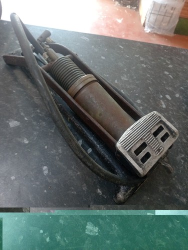 Large rare dunlop brass foot - dunlop,