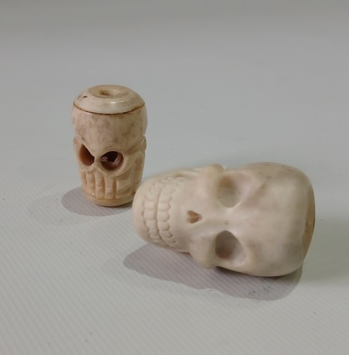 Two antique netsuke japanese - netsuke,