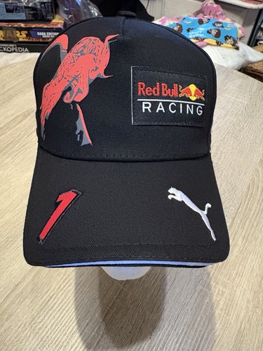 Red bull max verstappen racing - red,