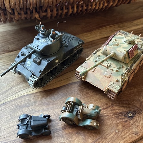 Unboxed die cast sherman - die,