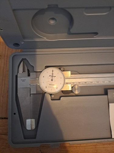 Mitutoyo 300mm dial caliper - dial,