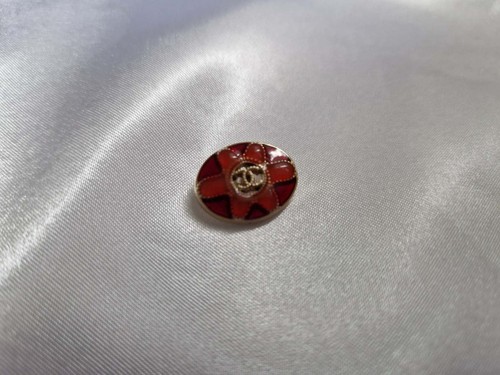 One chanel oval gripoix button - chanel,
