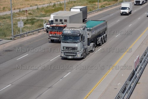 Truck photo volvo - truck,