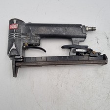 Senco SFW10 air stapler (sku 14)