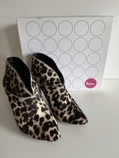 Ladies Size 39 (UK6) Boden