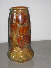 ROYAL DOULTON LAMBETH