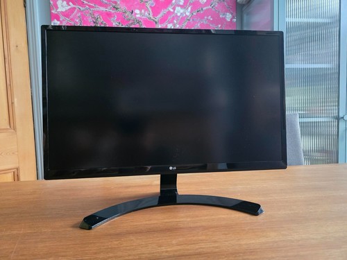 Monitor inch 24ud58 b - 24,