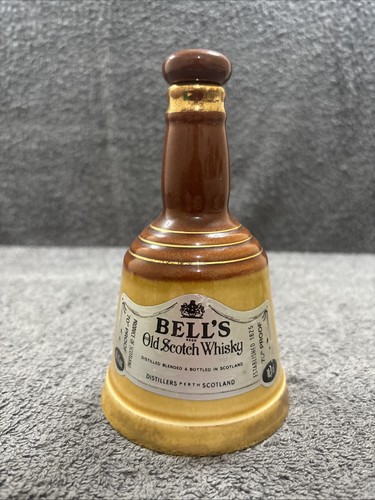 Empty wade bells whisky - empty,