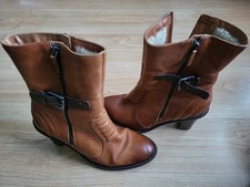 Dark Tan Clarks Narrative