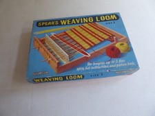 VINTAGE Weaving Loom Spears  Size 2 Classic Craft Activity 1960s RARE