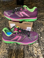NEW  Womens Newton Distance 12