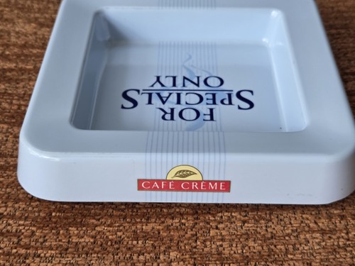 Cafe creme specials - specials, cigarillos