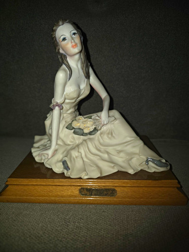 Vintage 1987 italian - italian, figurine