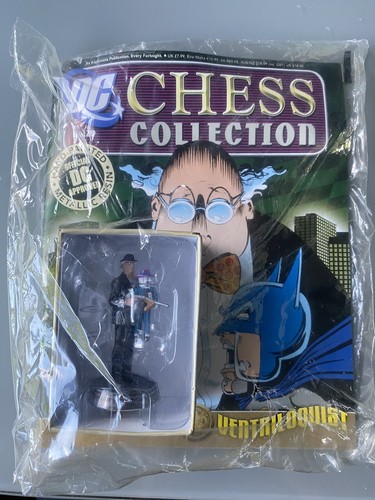 Ventriloquist chess piece - dc,