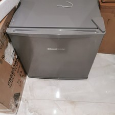 RUSSELL HOBBS RHTTF0E1W 43L Table Top Mini Fridge with Ice Box Freestanding