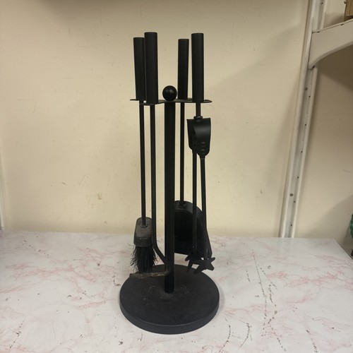Vintage black metal fireplace - black,