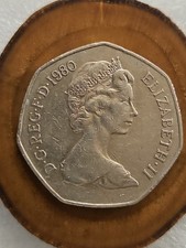A British 1980 50p Coin Queen Elizabeth II Britannia Design Pre-1997 Large Size.
