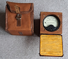 Vintage Everett Edgcumbe & Co Headlamp Photometer, Light Meter - Mahogany Case