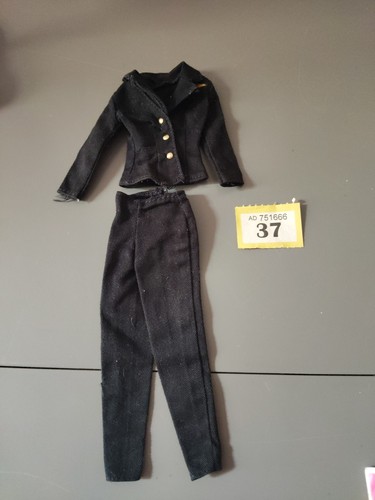 1999 pilot barbie replacement - pilot,
