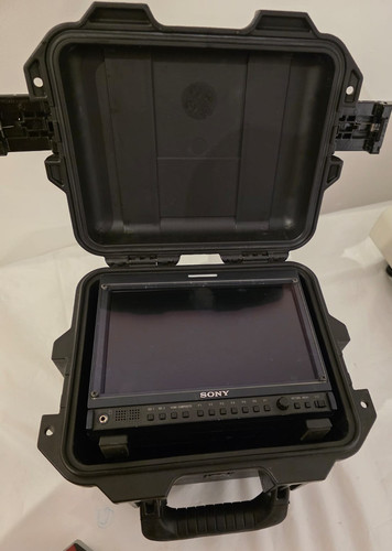 Sony lmd 941w 9inch - 9inch, field