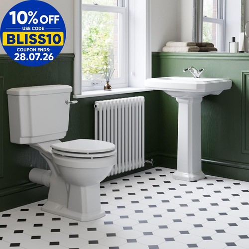 Bathroom suite close - close, coupled