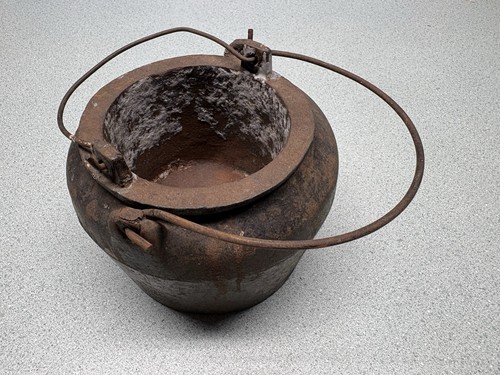 Antique piece cast - antique, iron
