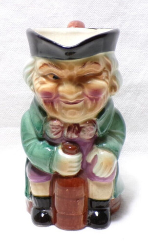 Toby jug tavern man - tavern,