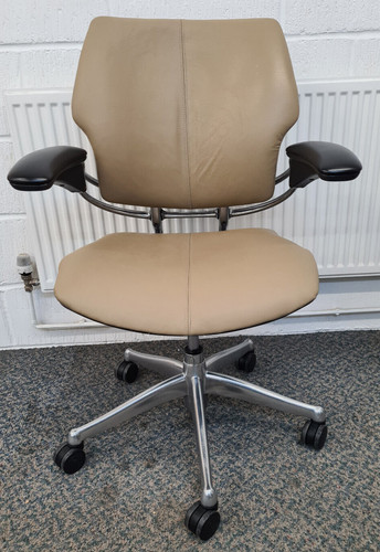 Humanscale beige sand - beige, /