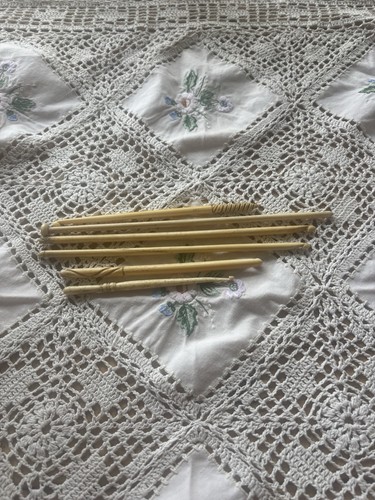 Antique bovine bone crochet - bovine,