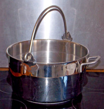LARGE JAM MAKING STAINLESS