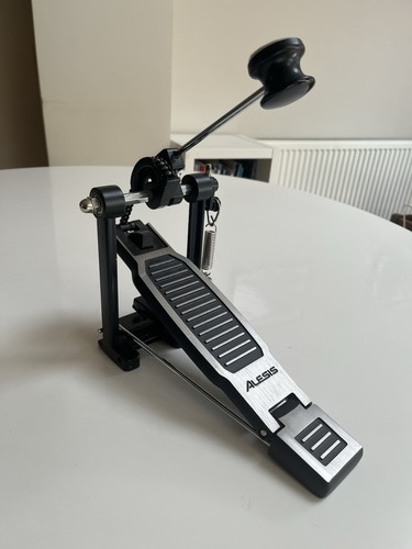 Alesis bass drum kick pedal - bass,