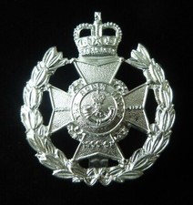 Anodised (Staybrite) Cap Badge Sherwood Foresters Robin Hoods (Territorial Bn)