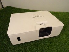 Hitachi CP-X5550 XGA 3LCD Projector