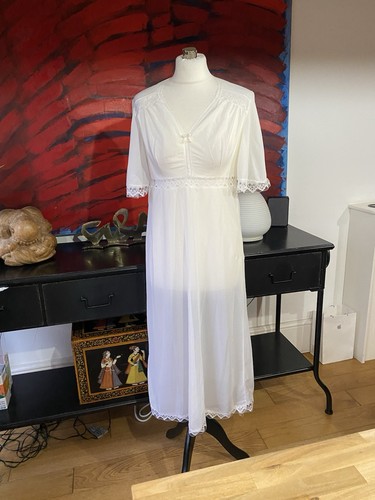 Vintage white nylon lace - vintage,