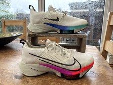Nike Air Zoom Tempo Next% Flyknit Size UK11 White Hyper Violet Flash Crimson