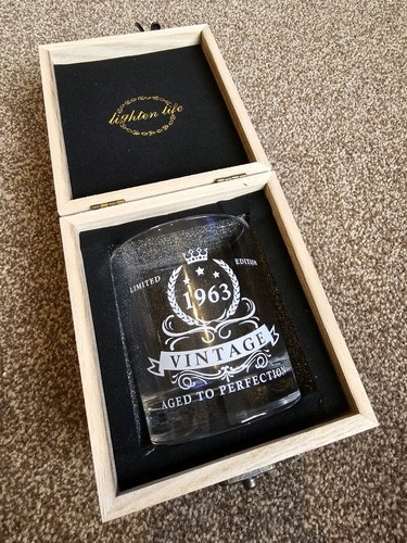 Glass tumbler limited - tumbler, edition