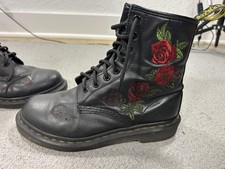 Dr. Martens 1460 Vonda Boots