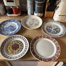 Vintage dinner plates x 5