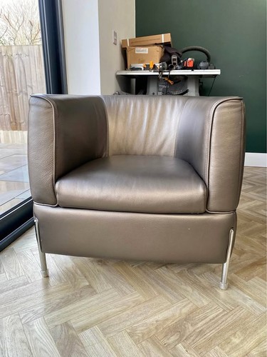 Pair natuzzi armchairs - ,