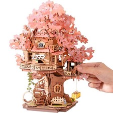 Rolife Sakura Tree House DIY