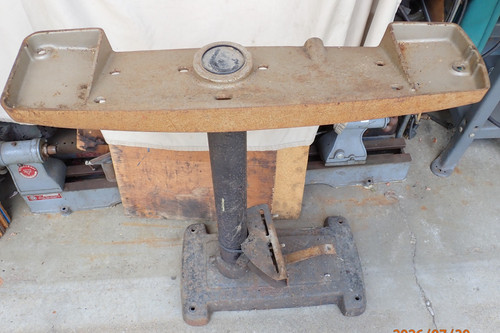 Vintage pedestal base - pedestal,